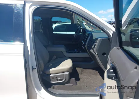 2019 Ford Expedition Xlt z USA, uszkodzony, nr VIN 1FMJU1HT0KEA05102